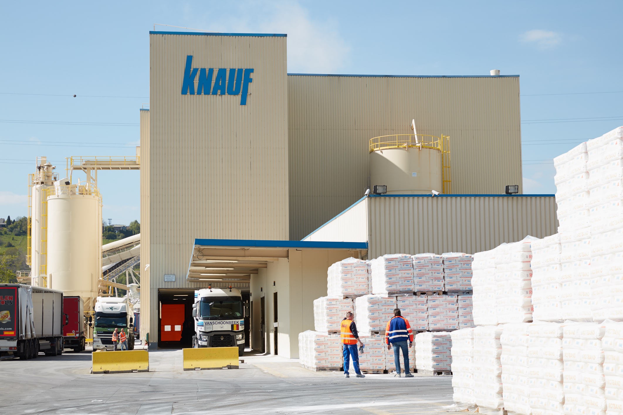 KNAUF N&B scs