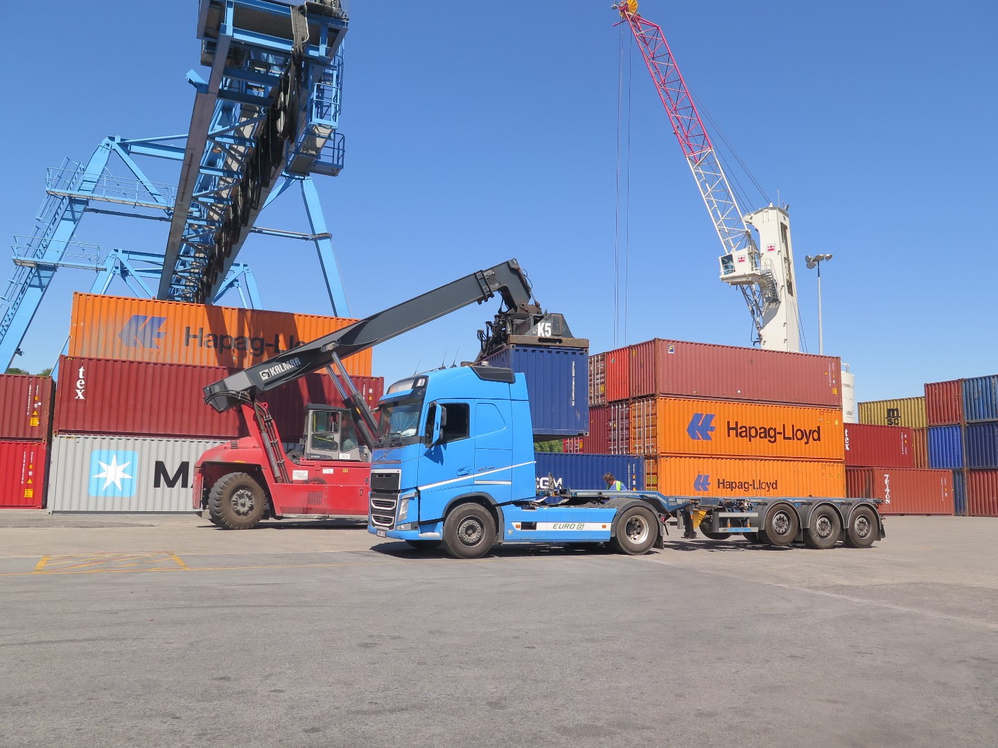 Port autonome de Liège - DPW Liege Container Terminals Renory.JPG