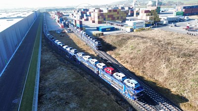 1.Novandi - Arrivée Train Trilogiport_9