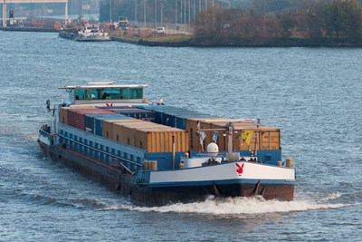 © Service public de Wallonie - DPVNI Bateau-conteneurs PLAY-BOY - 02.jpg